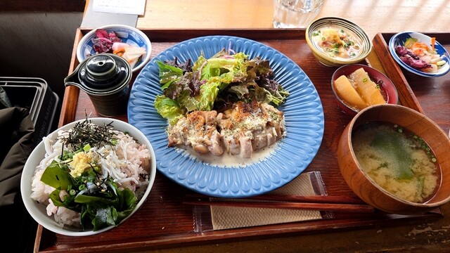 Sumiyaki Minnami Shokudo - Shonankaigan Koen/Cafeteria | Tabelog