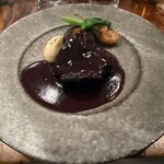 イレール人形町 - 牛ホホ肉の赤ワインソース煮込み