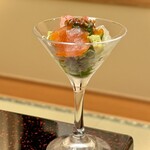 松濤館 - 預け鉢・富士山トラウト、アメーラトマトのカプレーゼ、いくら、水晶文旦、アボカド