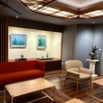 松濤館 - 画廊談話室・悠には季節ごとに名画や数々の巨匠の作品が入れ替わる