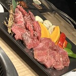 焼き肉 みなほっ しんきん牛一頭買い - 