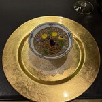 トゥ・ラ・ジョア イズム - 