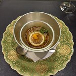 トゥ・ラ・ジョア イズム - 