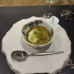 トゥ・ラ・ジョア イズム - 