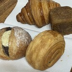 ベーカリー三三 - 