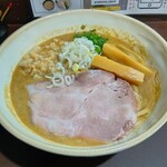 鶏paitan 心麦 - 背脂味噌ラーメン