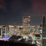 日本料理 「風花」 - 高層階ならではの景色で、デザートタイムも印象的。