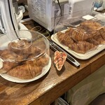 Coffee House Tomu Tomu Tonemachi Ten - 自家烘焙可頌