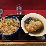 珍来 - 料理写真:焼肉丼セット。