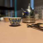 中国料理 旬輝 - 中国茶。熱々のやつだから蓋に注意。最後まで熱々