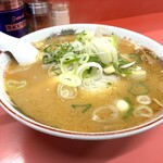 ラーメンの味龍 - 料理写真:味噌ラーメン/味濃いめ(900円)
