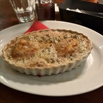 カルネジーオ イースト - 