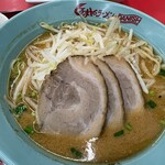 くるまやラーメン - 料理写真: