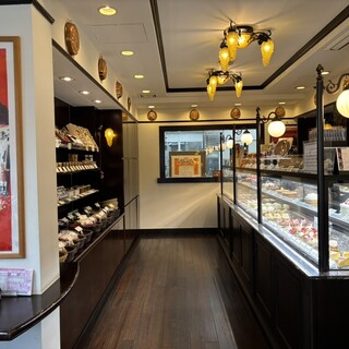 メゾン・ド・プティ・フール_2