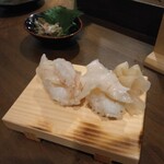 鈴丸 - バイ貝握り(一貫)￥528