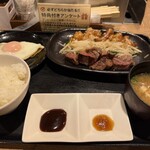 鉄板焼天神ホルモン 博多駅店 - 