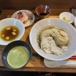 コトノハ - 料理写真:黒トリュフとポルチーニ茸（醤油）