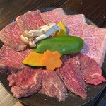 邦 - 和牛盛り合わせ