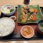 大戸屋 札幌清田店 - 