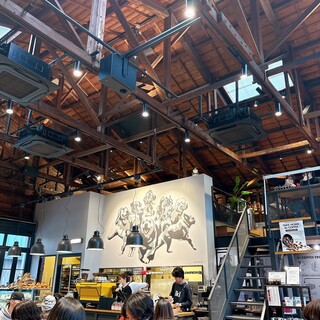 イキ ロースタリー&イータリー_2