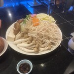 ぼたん鍋処 如月庵 - 鍋のお野菜