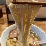 塩そば 時空 - ツルシコの中細ストレート麺