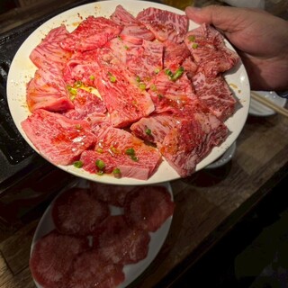 ホルモン焼肉 美津 - 料理写真: