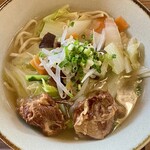 すば処 あじぐくるいしみね - 野菜ソーキそば