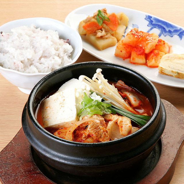 チング コリアンダイニング チング 千里中央 韓国料理 食べログ