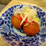 釣宿酒場 マヅメ - 明石風たこ焼き(ﾀﾞｼ汁がまったくなかったｹﾄﾞ?)
