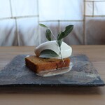 さじこよみ - veganキャロットケーキ　自家製豆乳ジェラート