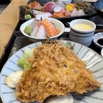 Tonkoya FISH MARKET - 