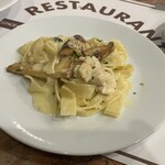 Lamp - 松茸と鶏ササミのクリームタリアテッレ