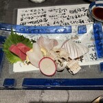 魚屋ひでぞう - 『お造り五種盛り』です｡昨日に引き続き生蛸頂きました｡