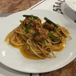 Lamp - 自家製サルシッチャとニラ、中国山椒のアラビアータ