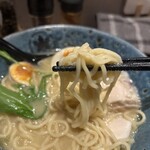 麺屋いち山 - 麺の絡み具合