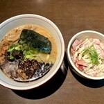 麺や 虎徹 - 味噌らぁ麺、肉マヨ丼