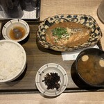 恵比寿 土鍋炊ごはん なかよし - さばの味噌煮定食