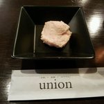 union - お通しのタラモサラダ