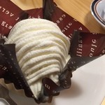 Komeda Kohi Ten - 冬季限定のコメダのケーキ
                        ＊雪だま＊