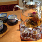 Shinshin An - サービスのジャスミン茶