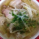 つくし - 雲呑麺 ¥500