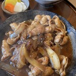 又兵衛 旭店 - ホルモン炒め定食980円