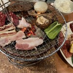 元氣七輪焼肉 牛繁 - 