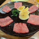 焼肉 吉田 - 