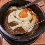 元氣七輪焼肉 牛繁 - 石焼きチーズカレー、香ばしくて美味しかった