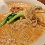 珍満茶楼 - とにかく胡麻を活かした担々麺です…！