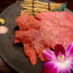炭火焼肉 にく式 すすきの店 - 道産牛のランプ