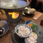 鶏と魚と炭火焼き 燈 - 