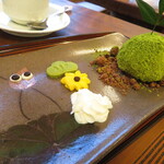 盆栽レストラン大宮 - 苔玉ケーキ到着